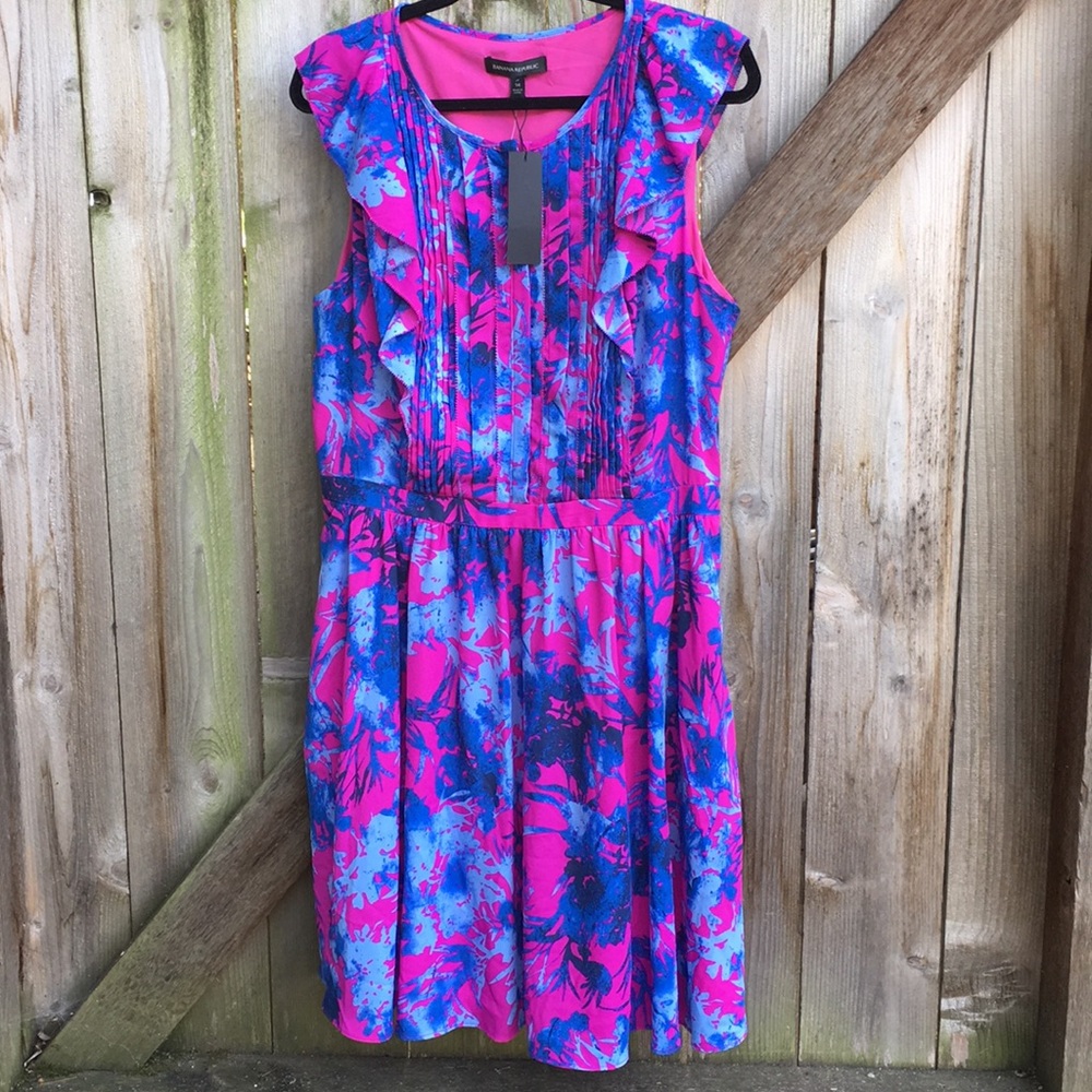 Banana Republic Floral Ruffle Dress 👗 Damaged -please read!